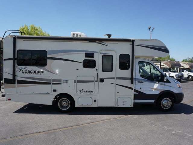 Photo 1 - 2017 Coachmen Class C Motorhome rental photo 3