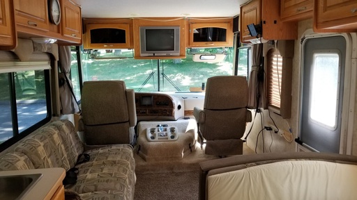 2004 Four Winds Hurricane Class A Motorhome for rent in Johnston, RI