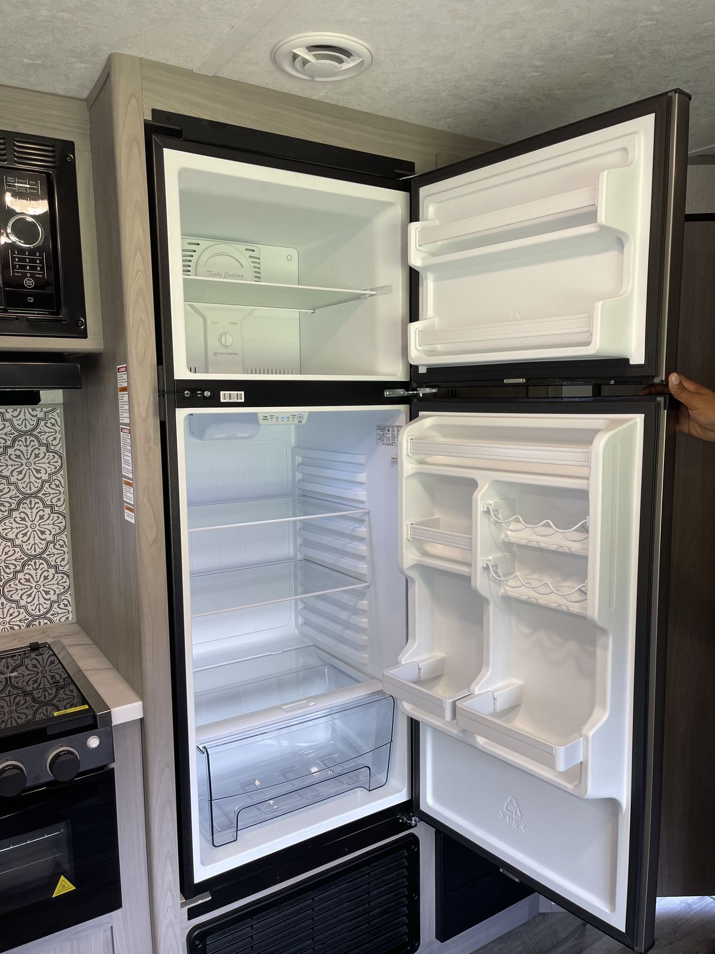 Photo 15 - 2022 Coleman Travel Trailer rental photo 17