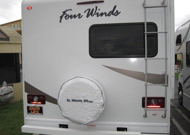 Photo 4 - 2020 Thor Class C Motorhome rental photo 6