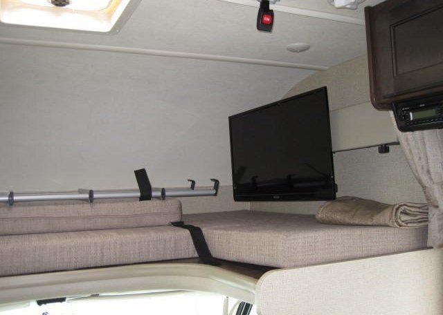 Photo 16 - 2020 Thor Class C Motorhome rental photo 18