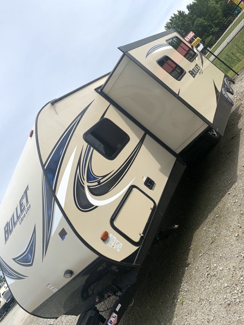 Photo 7 - 2016 Keystone Travel Trailer rental photo 9
