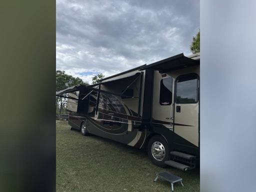 2018 Fleetwood PACE ARROW LXE 38K Class A Motorhome for rent in San Francisco, CA