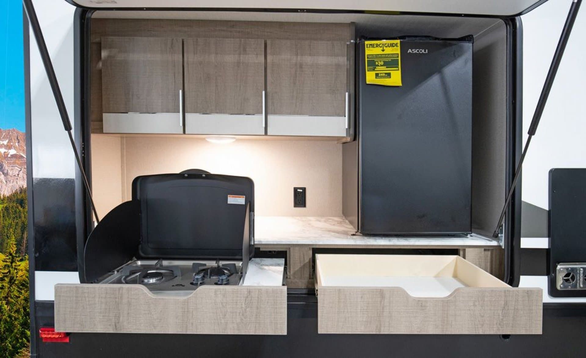 Photo 1 - 2021 Grand Design Travel Trailer rental photo 15