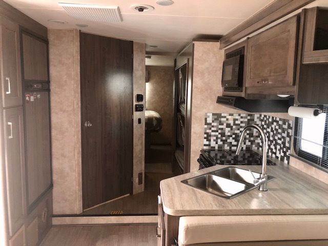 Photo 2 - 2017 Winnebago Class C Motorhome rental photo 8