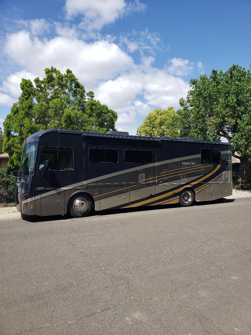 Photo 0 - 2018 Winnebago Class A Motorhome rental photo 10