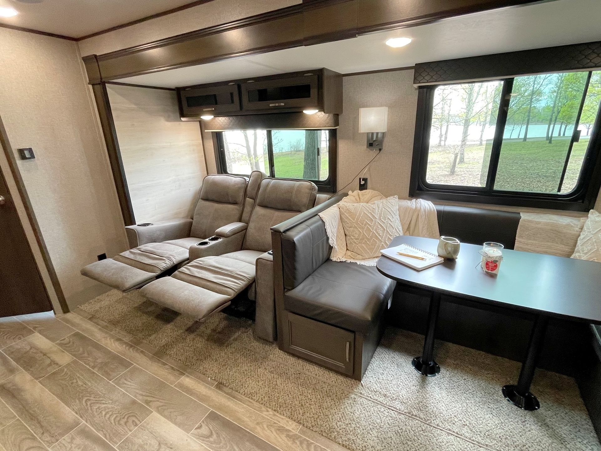 Photo 12 - 2021 Jayco Travel Trailer rental photo 16