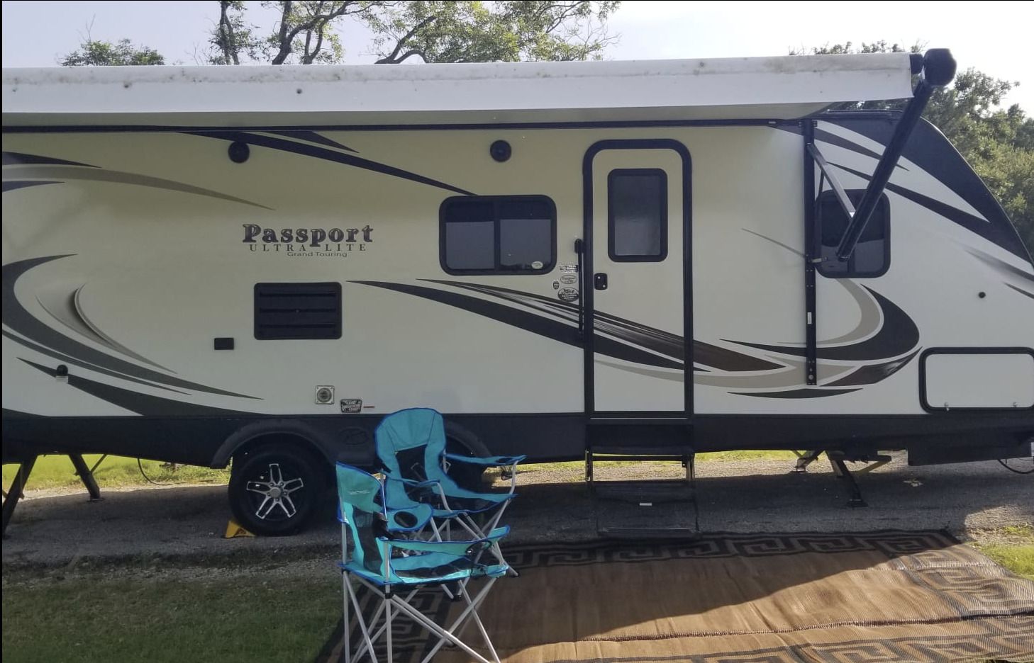 Photo 4 - 2017 Passport Ultra Lite Travel Trailer rental photo 6