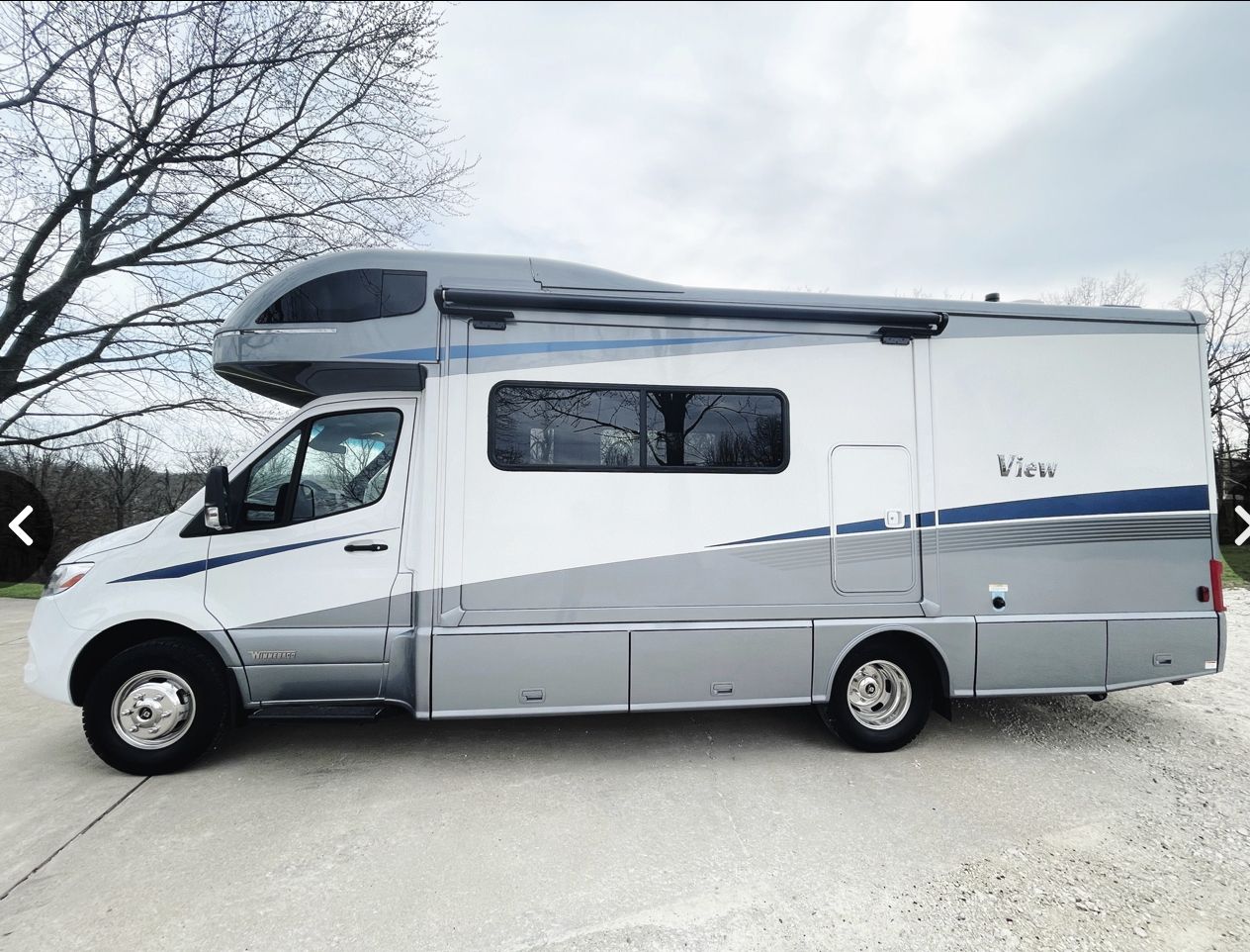Photo 1 - 2020 Winnebago Class C Motorhome rental photo 10