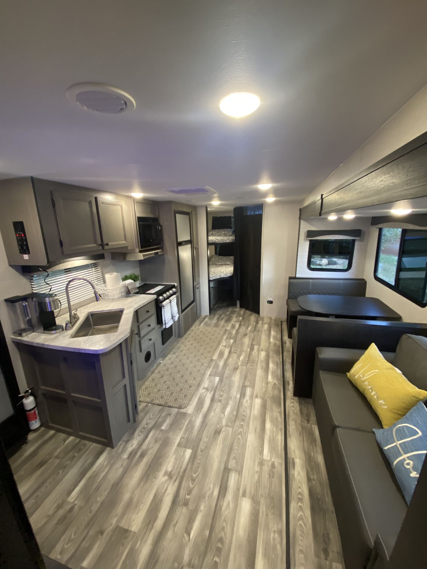 Photo 4 - 2022 Starcraft Travel Trailer rental photo 6