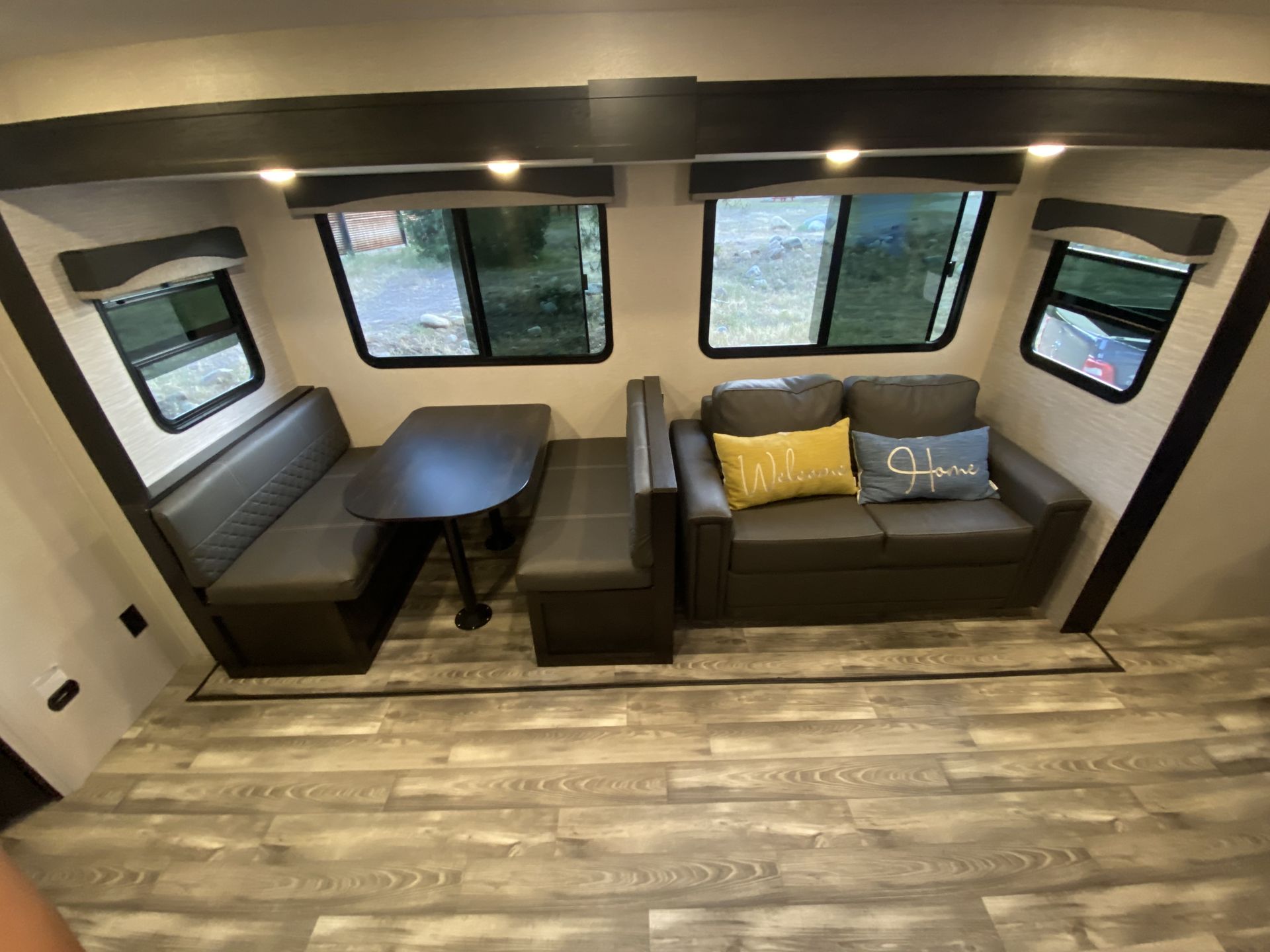 Photo 6 - 2022 Starcraft Travel Trailer rental photo 8