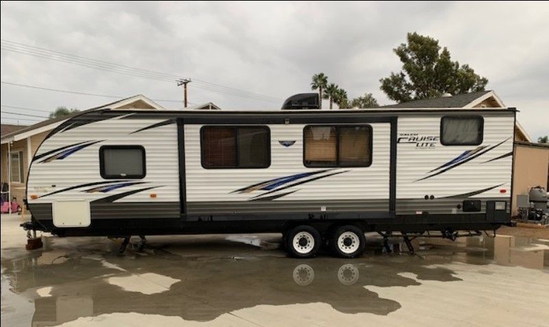 Photo 4 - 2017 Forest River Travel Trailer rental photo 6