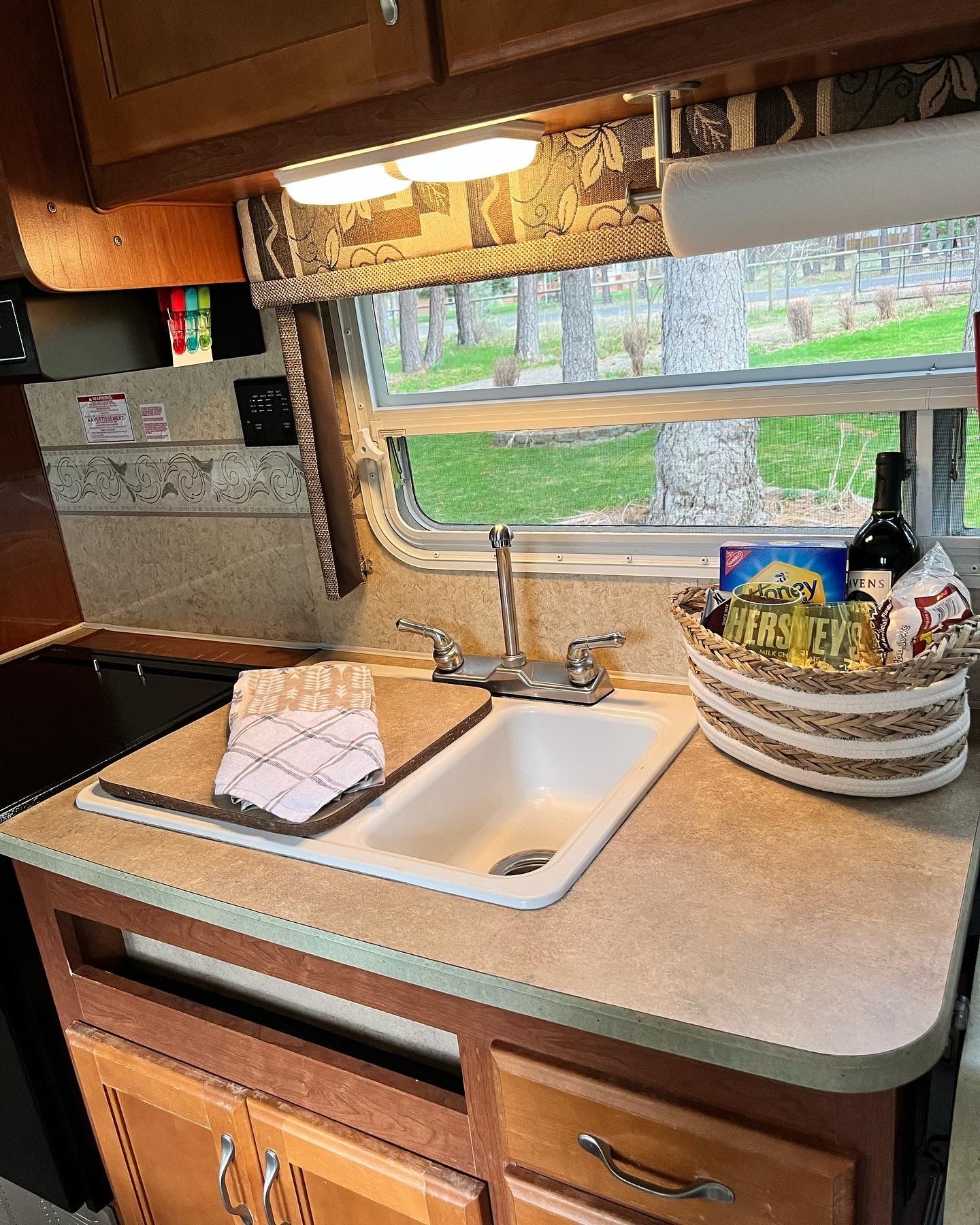Photo 5 - 2010 Northwood Travel Trailer rental photo 7