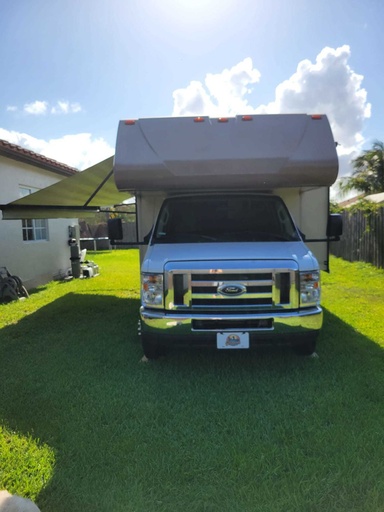 2019 Winnebago Minnie winnie Class C Motorhome for rent in Homestead, FL