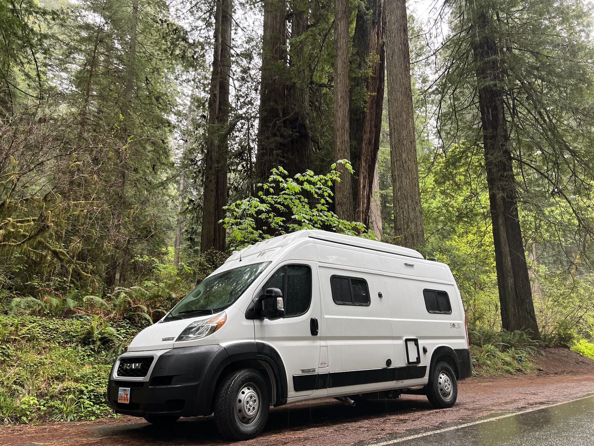 Photo 4 - 2022 Winnebago Class B Motorhome rental photo 6