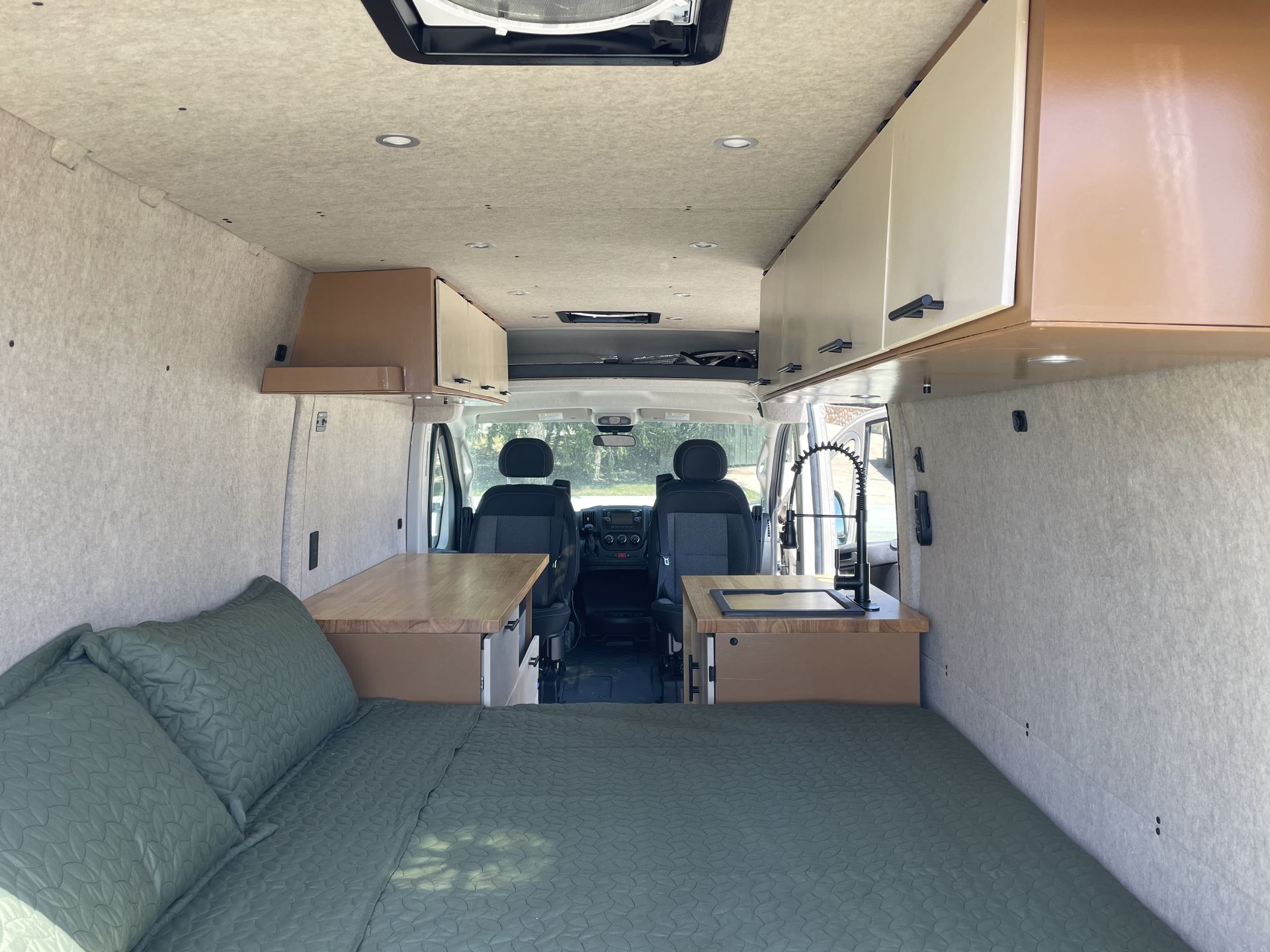 Photo 3 - 2021 Dodge Class B Motorhome rental photo 5