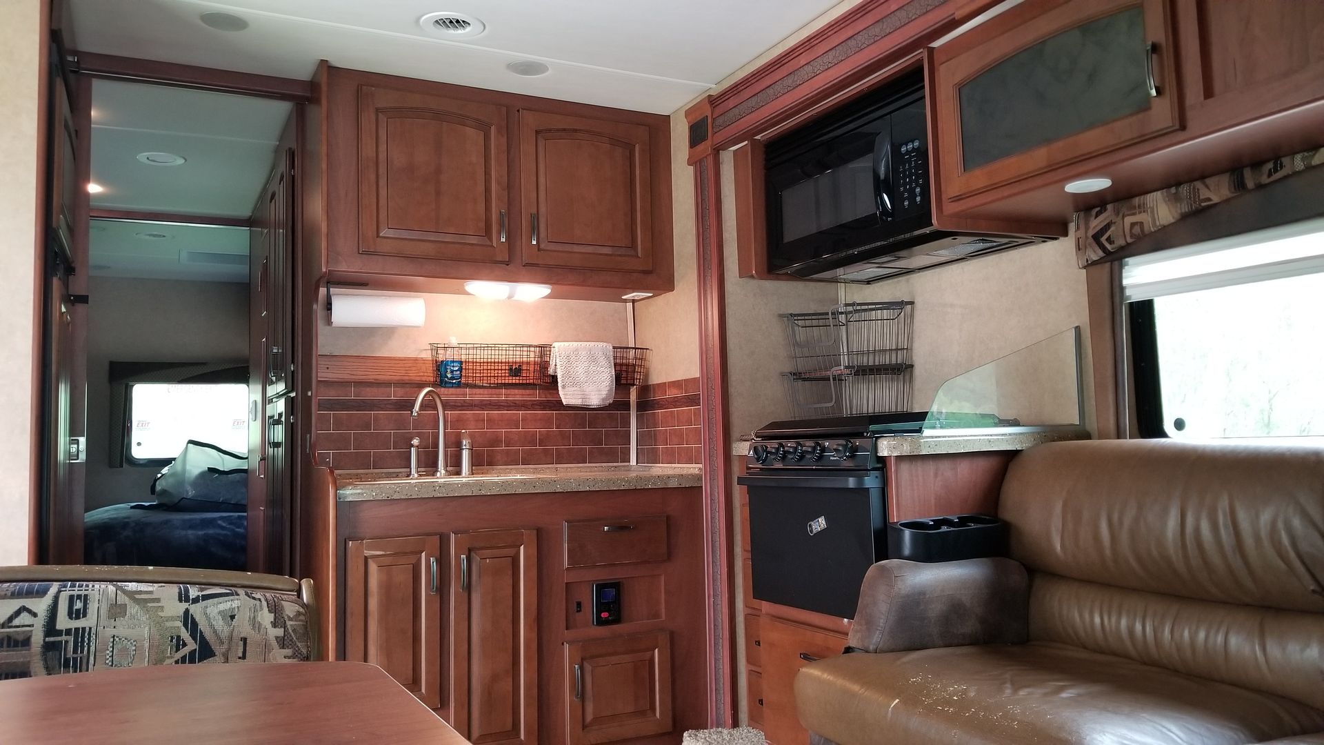 Photo 6 - 2013 Jayco Class C Motorhome rental photo 8