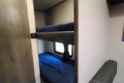 Photo 7 thumbnail 9