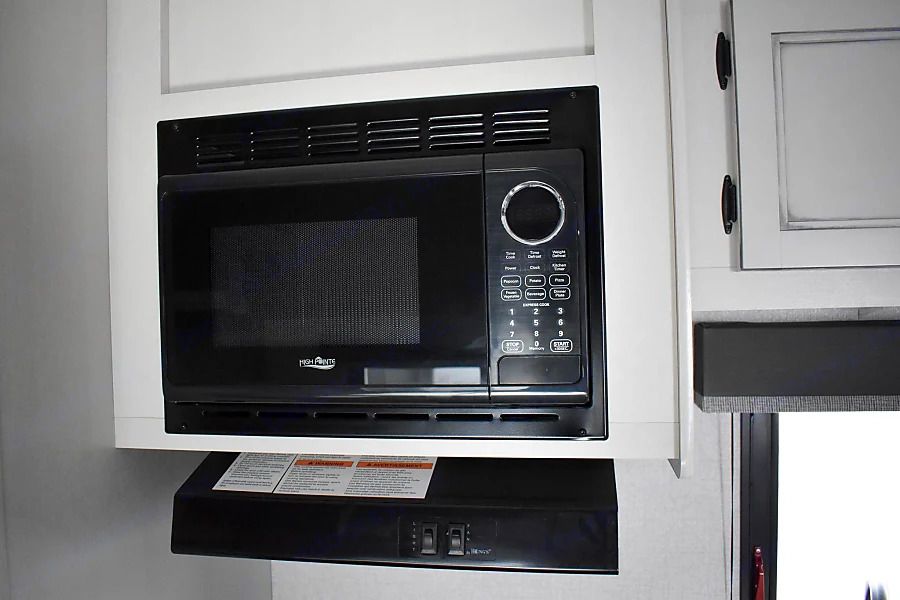 Photo 8 - 2021 Open Range Travel Trailer rental photo 10