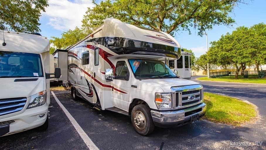 Photo 0 - 2018 Fleetwood Rv Class C Motorhome rental photo 2