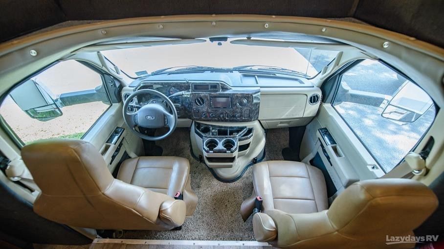 Photo 1 - 2018 Fleetwood Rv Class C Motorhome rental photo 12