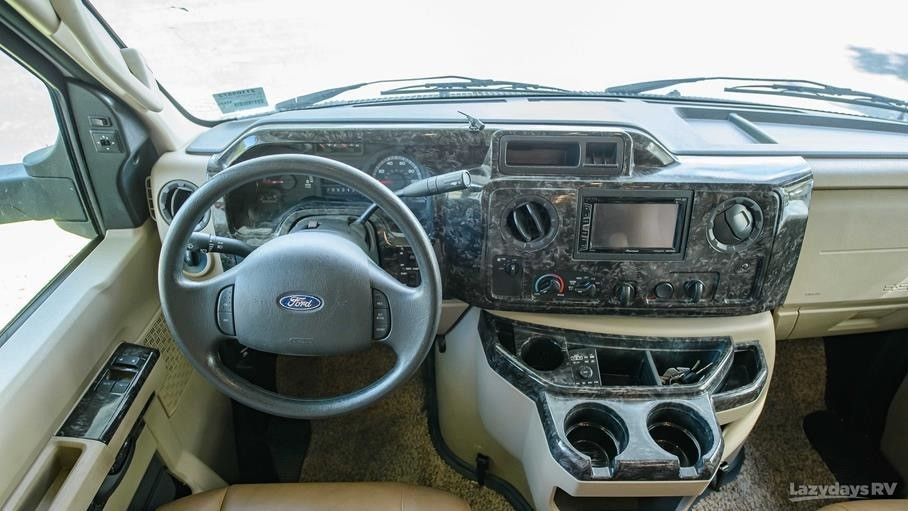 Photo 1 - 2018 Fleetwood Rv Class C Motorhome rental photo 14