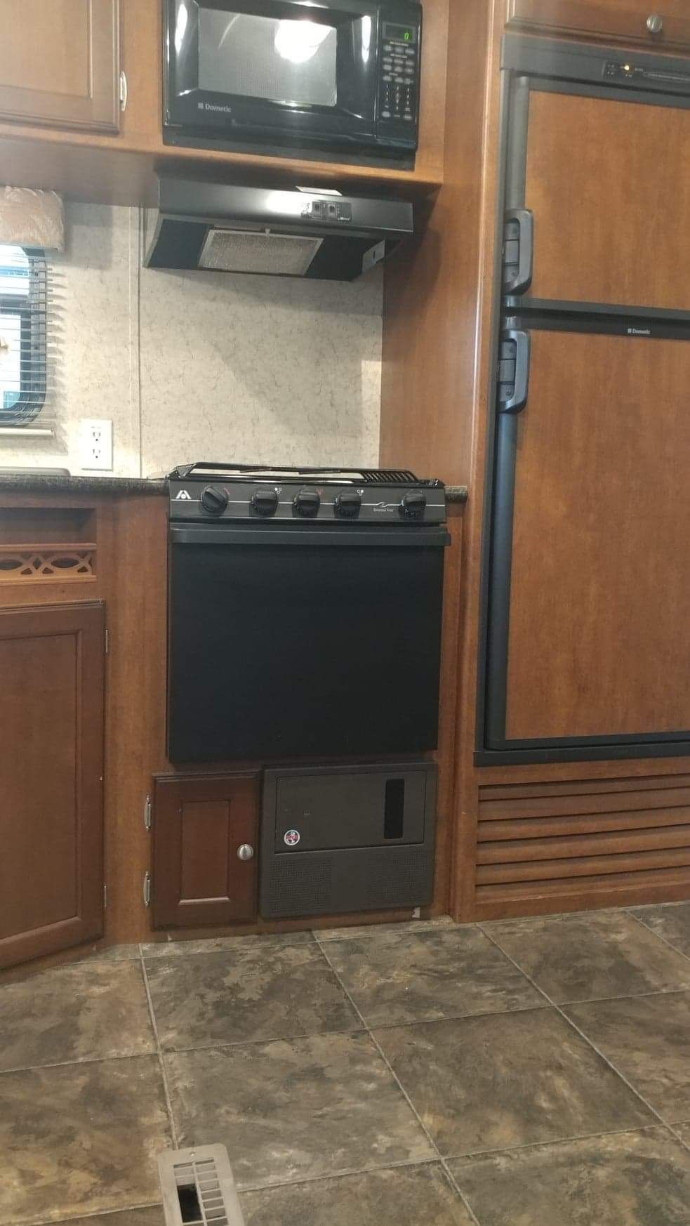 Photo 1 - 2012 Winnebago Industries, Inc. Travel Trailer rental photo 14