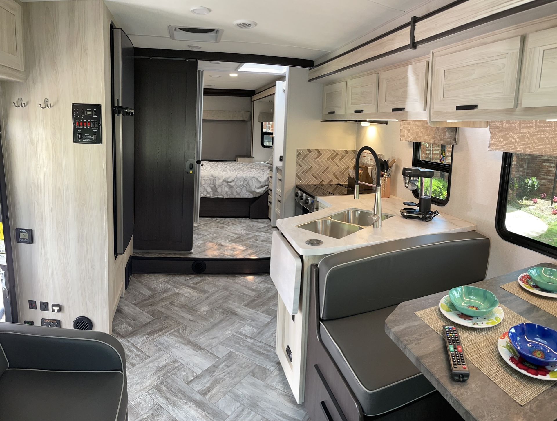 Photo 6 - 2022 Forest River Class C Motorhome rental photo 12