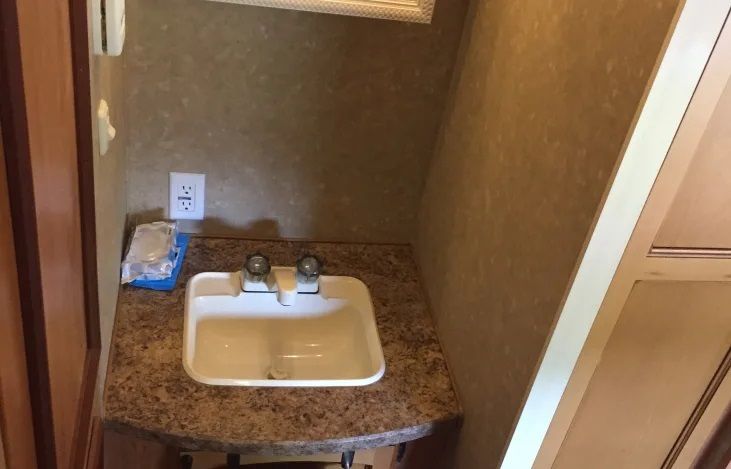 Photo 23 - 2011 Gulfstream Travel Trailer rental photo 25