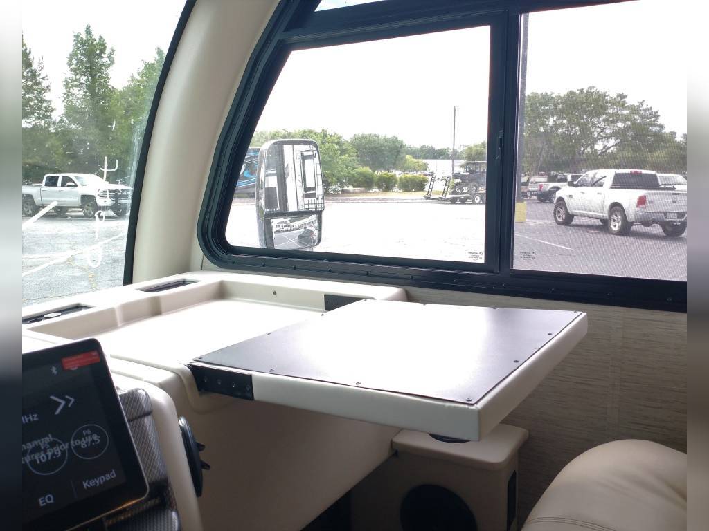 Photo 1 - 2023 Thor Class A Motorhome rental photo 12