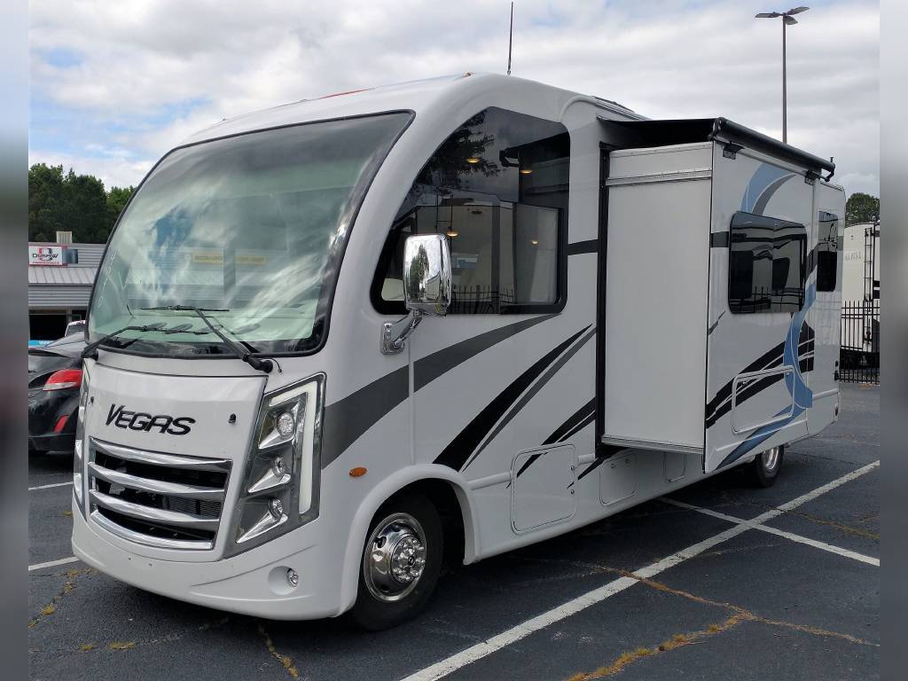 Photo 2 - 2023 Thor Class A Motorhome rental photo 19