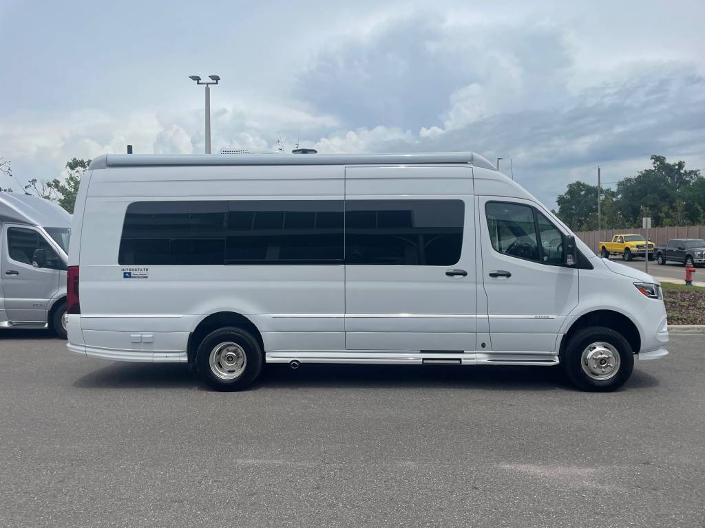 Photo 3 - 2022 Airstream Class B Motorhome rental photo 12