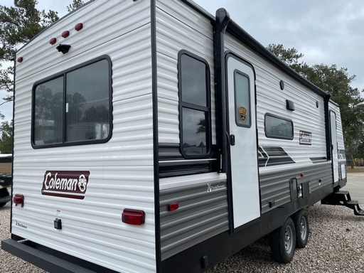 2022 Coleman Lantern Travel Trailer for rent in Grand Ridge, FL