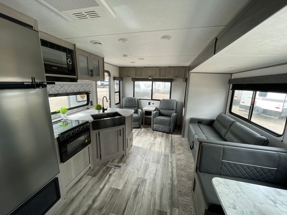 Photo 6 - 2022 Coleman Travel Trailer rental photo 8