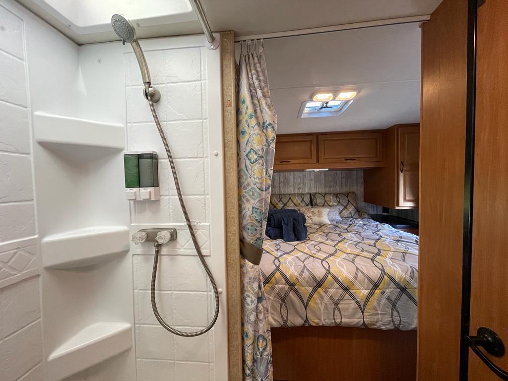 Photo 13 - 2016 Ford Class C Motorhome rental photo 15