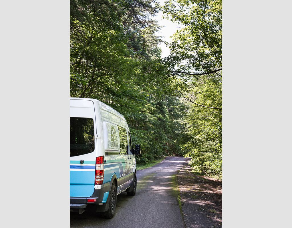 Photo 1 - 2016 Mercedes-Benz Other rental photo 9