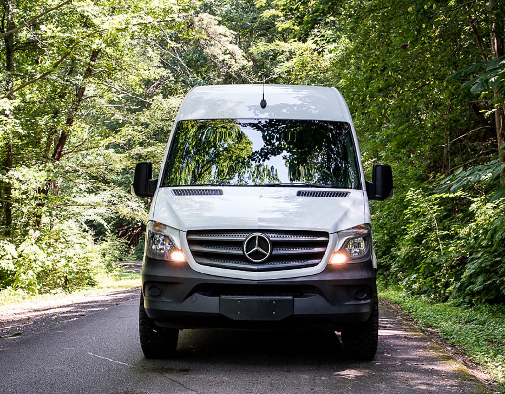 Photo 1 - 2016 Mercedes-Benz Other rental photo 13
