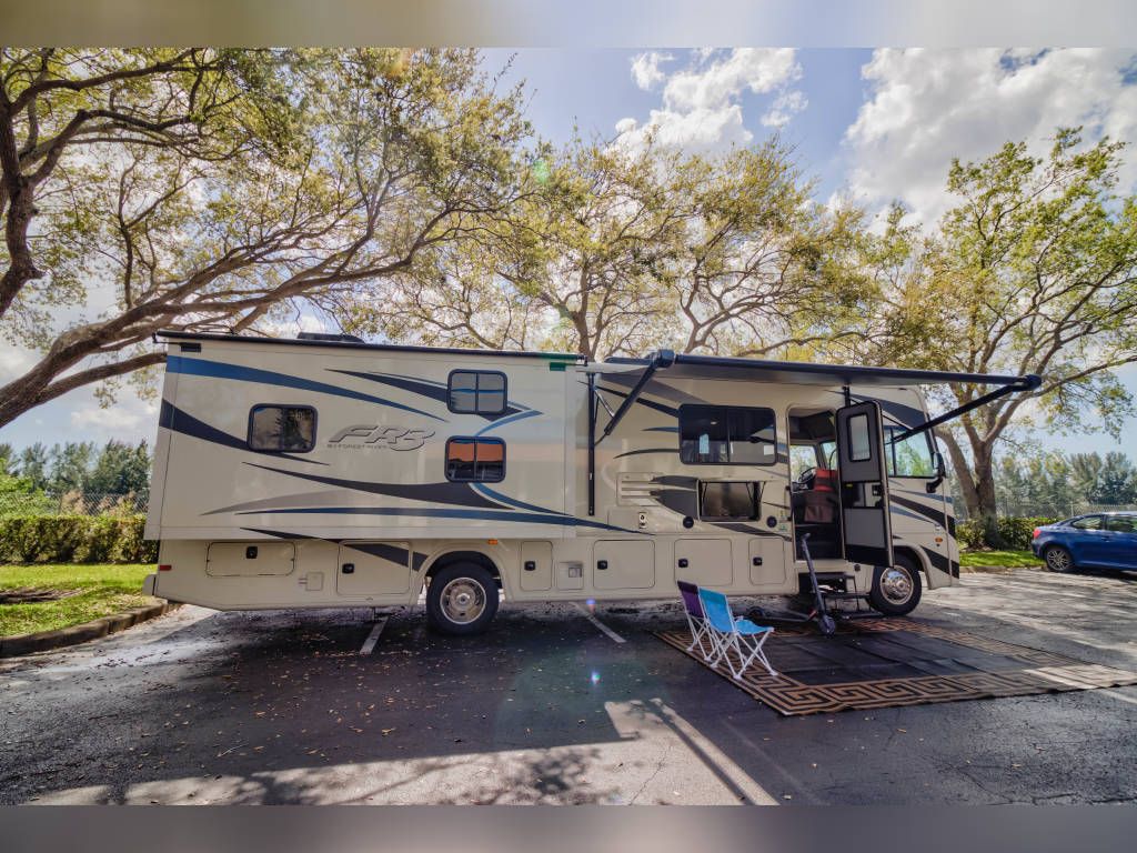Photo 3 - 2021 Forest River Class A Motorhome rental photo 14