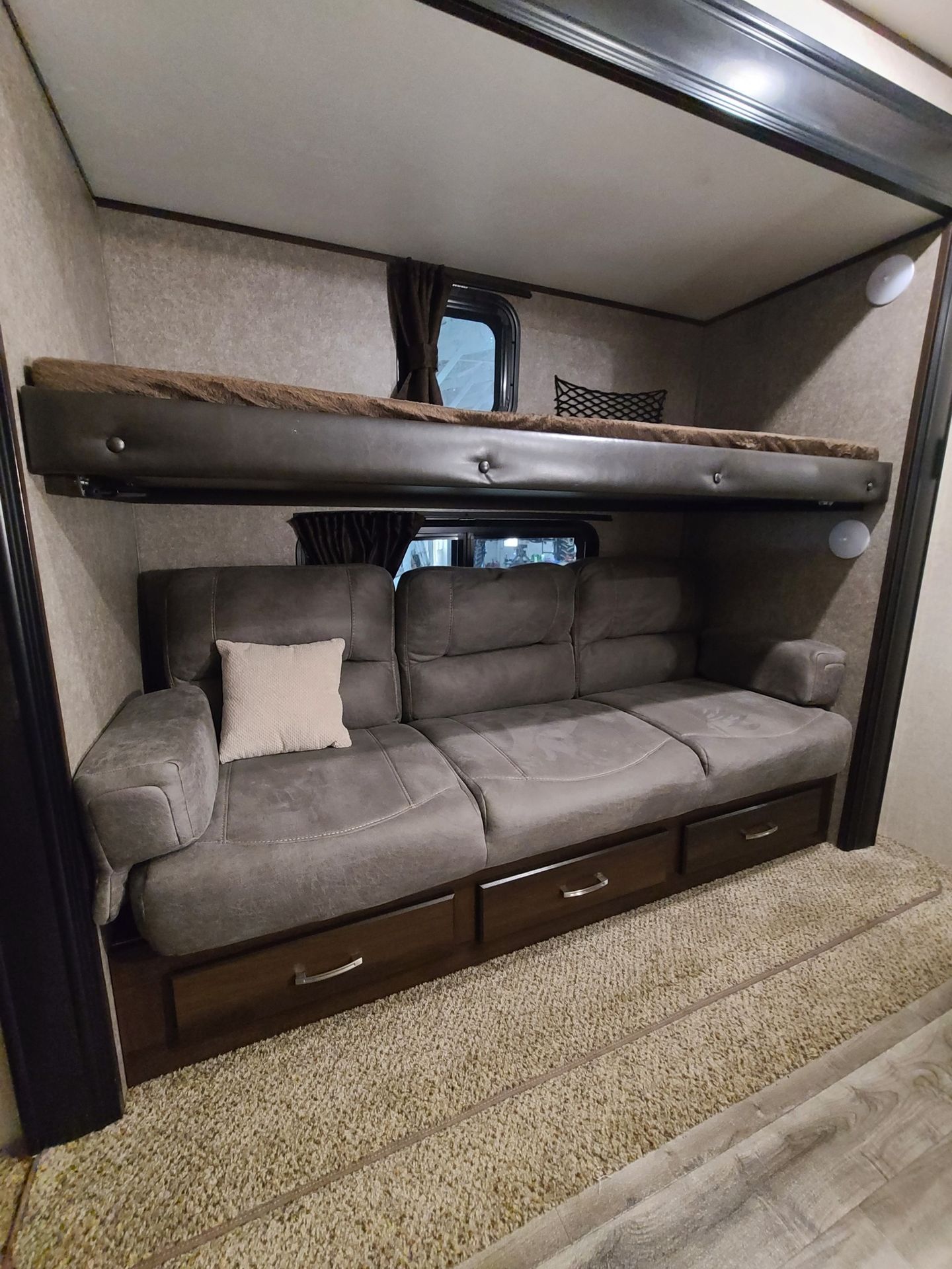 Photo 15 - 2020 Jayco Travel Trailer rental photo 17