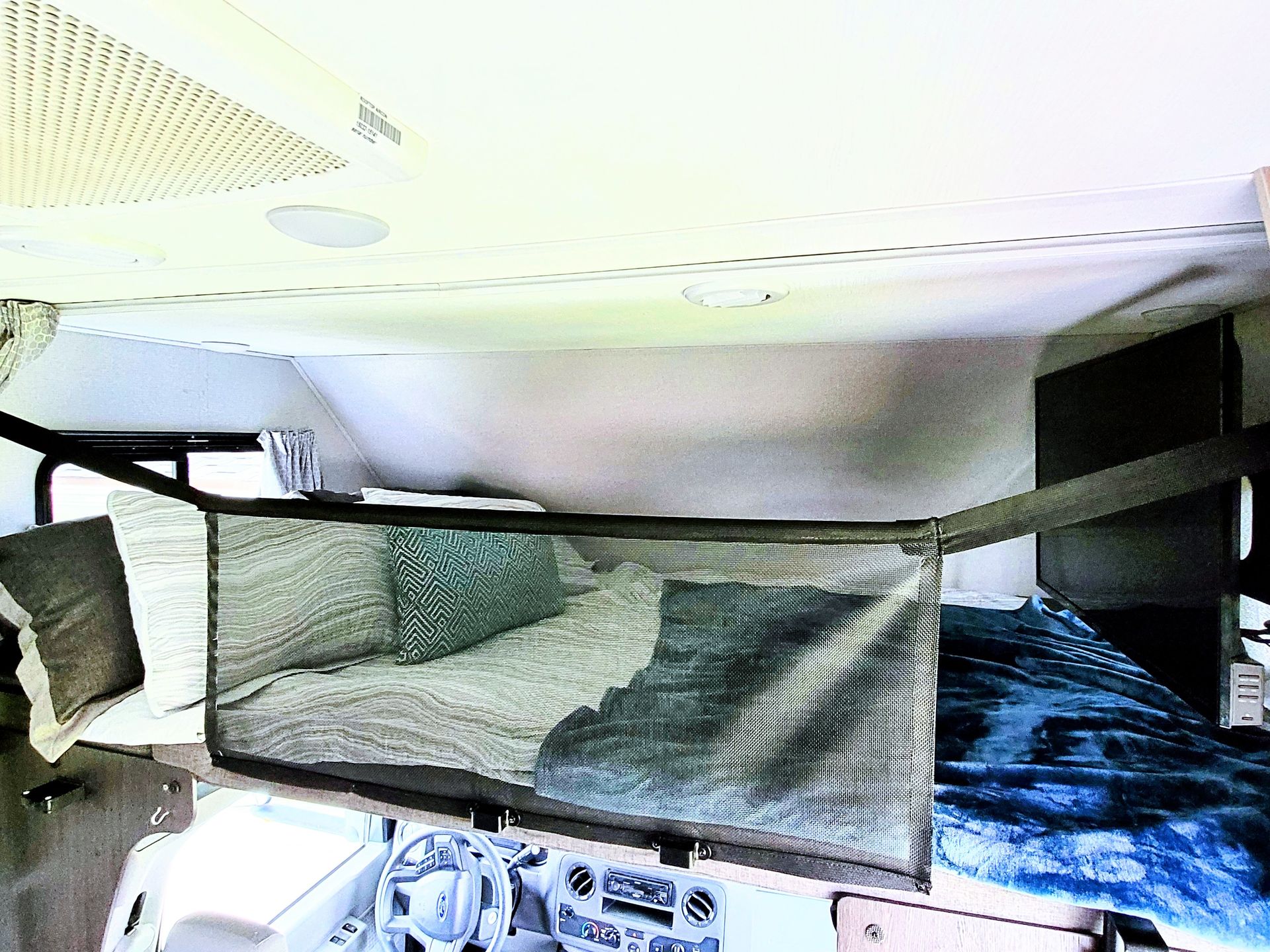Photo 5 - 2022 Forest River Class C Motorhome rental photo 7