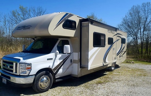 2018 Thor Motor Coach Freedom Elite 30FE Blue Moon Class C Motorhome for rent in Houston, TX