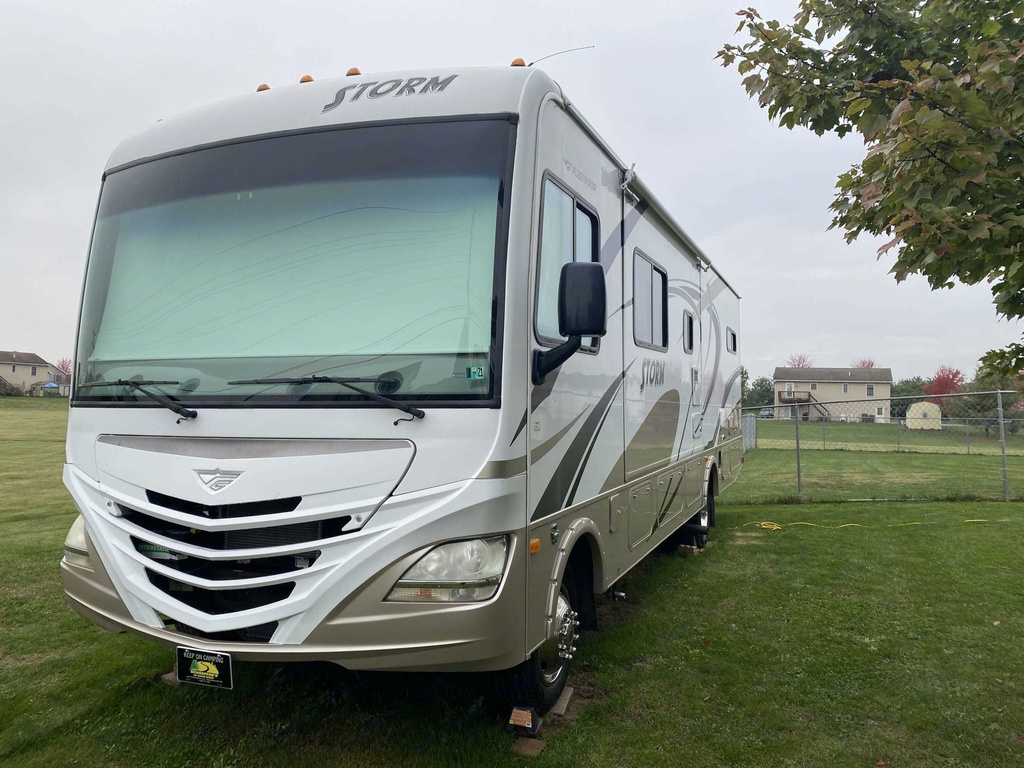 Photo 20 - 2011 Fleetwood Class A Motorhome rental photo 22