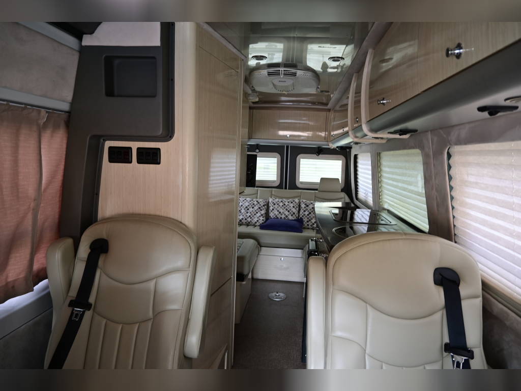 Photo 1 - 2022 Airstream Class B Motorhome rental photo 9