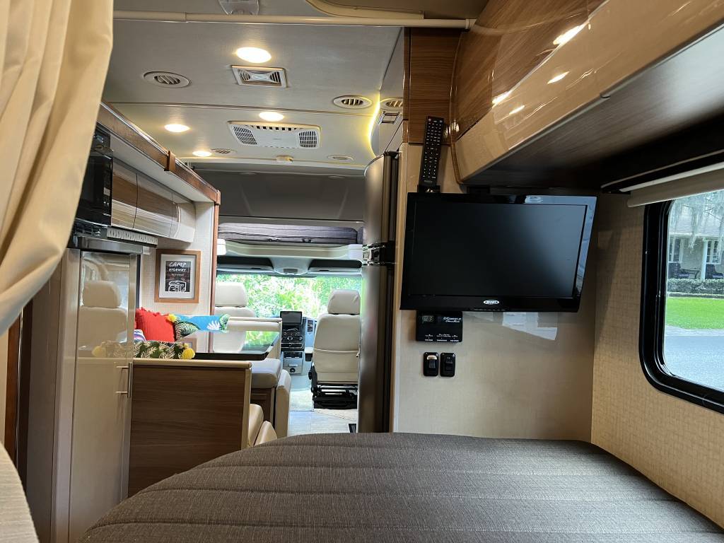 Photo 2 - 2016 Itasca Class B Motorhome rental photo 15