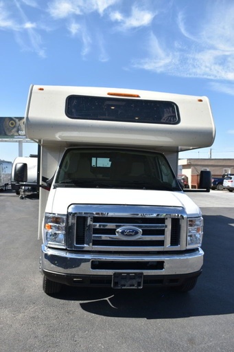 2020 Coachmen 220QB Floorplan Leprechaun Class C Motorhome for rent in Miami, FL