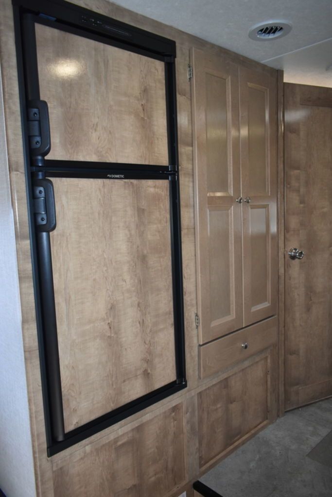 Photo 8 - 2020 Coachmen Class C Motorhome rental photo 36