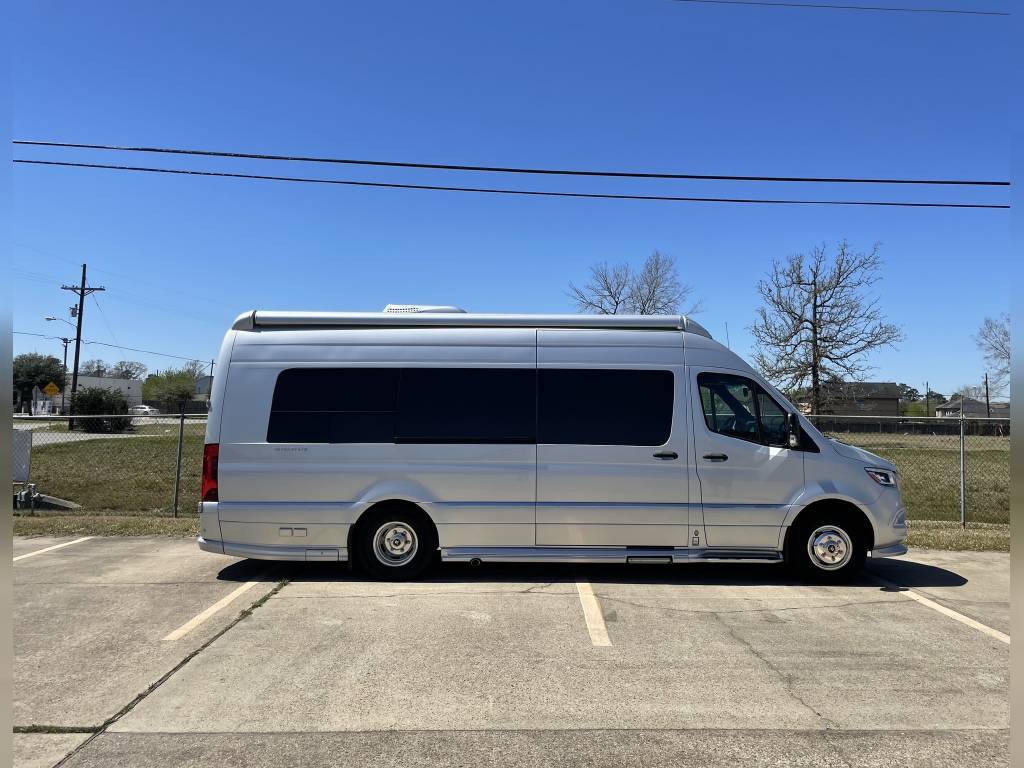 Photo 0 - 2020 Airstream Class B Motorhome rental photo 2