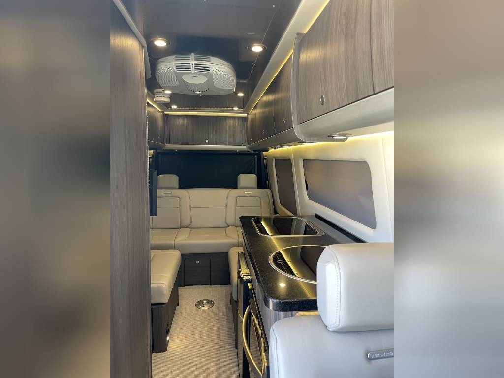 Photo 10 - 2020 Airstream Class B Motorhome rental photo 12