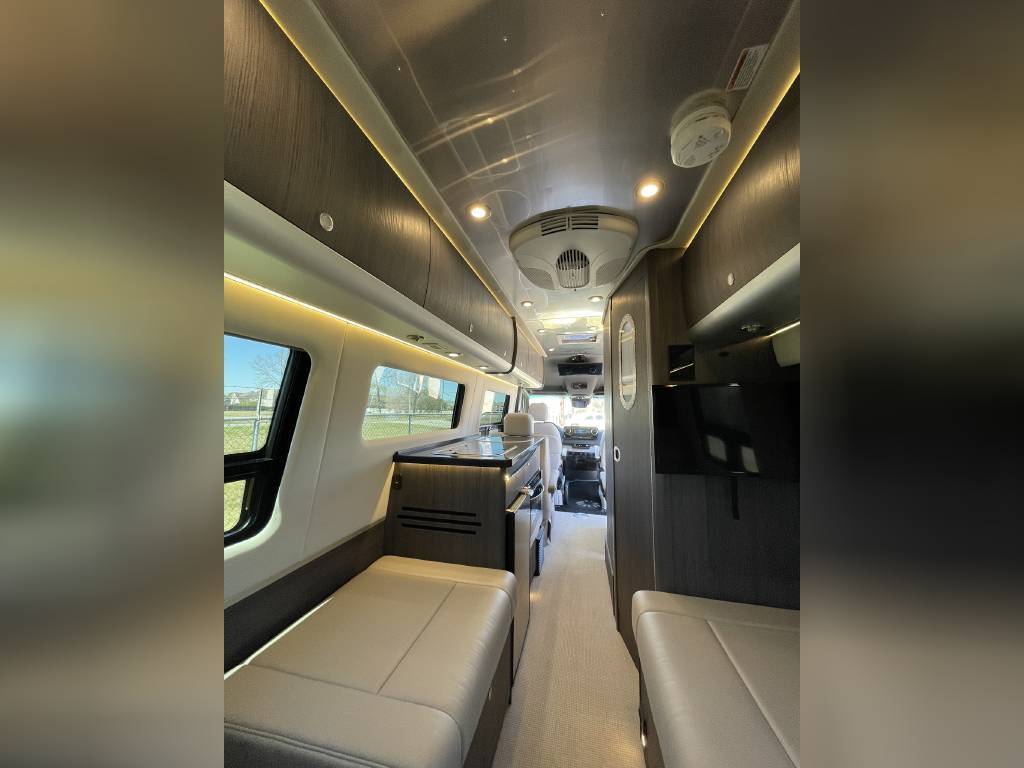 Photo 12 - 2020 Airstream Class B Motorhome rental photo 14