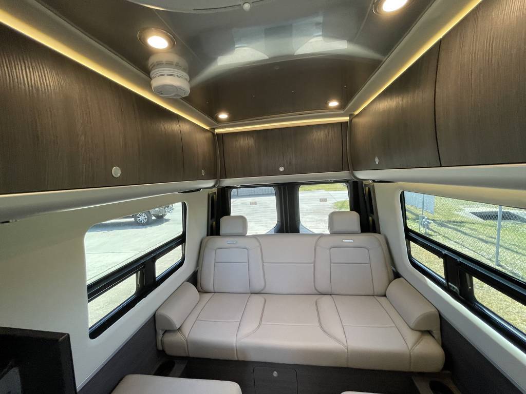 Photo 15 - 2020 Airstream Class B Motorhome rental photo 17
